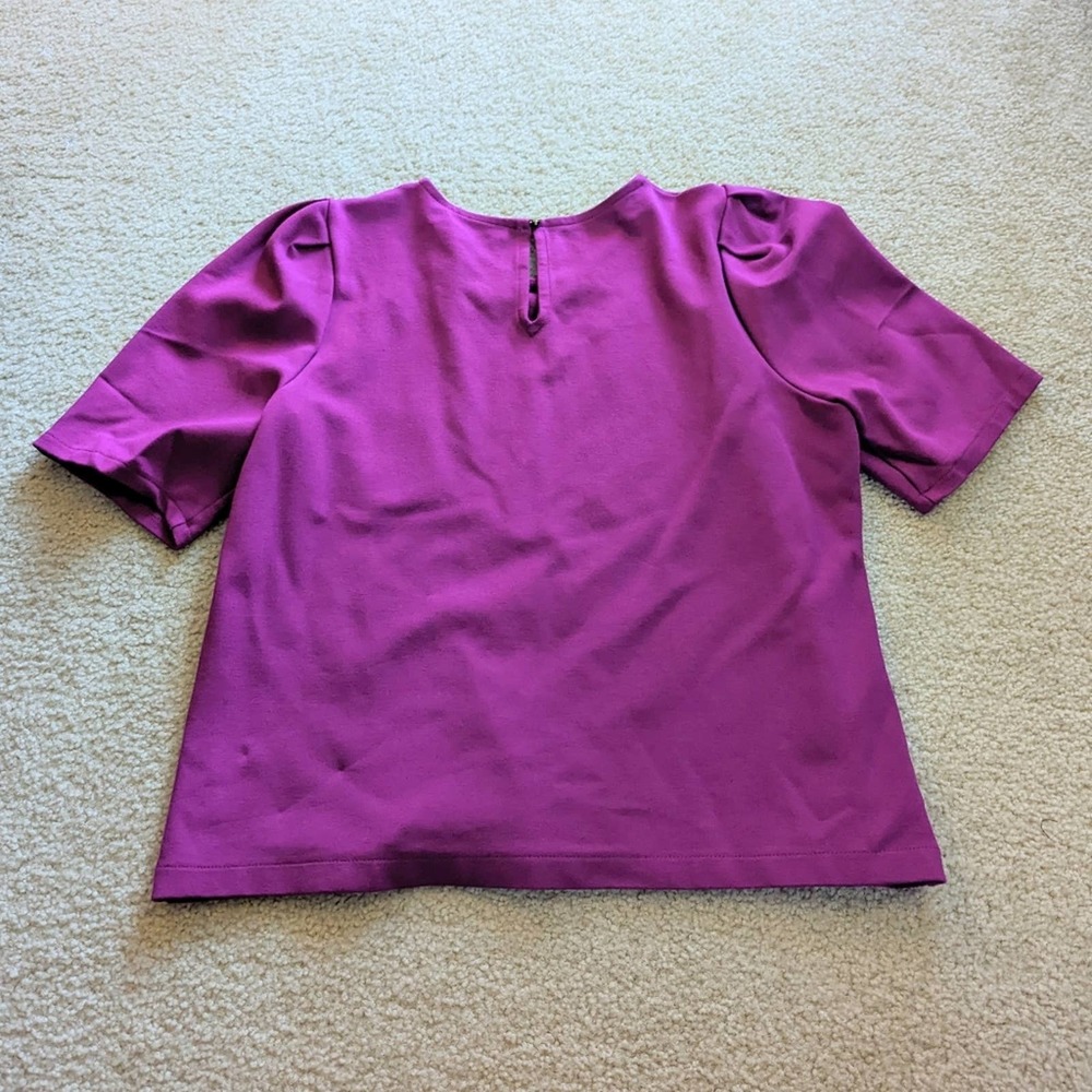 JCrew Short Sleeve Blouse Keyhole Back Large EUC Magenta - Picture 2 of 4